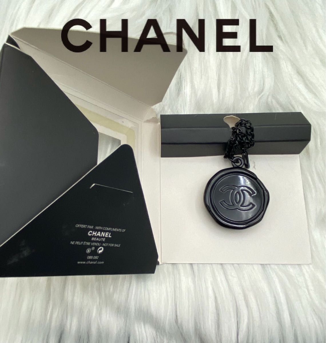 CHANEL シャネル ノベルティ ココマーク キーホルダー チャーム CHANEL シャネル ノベルティ ココマーク キーホルダー チャーム