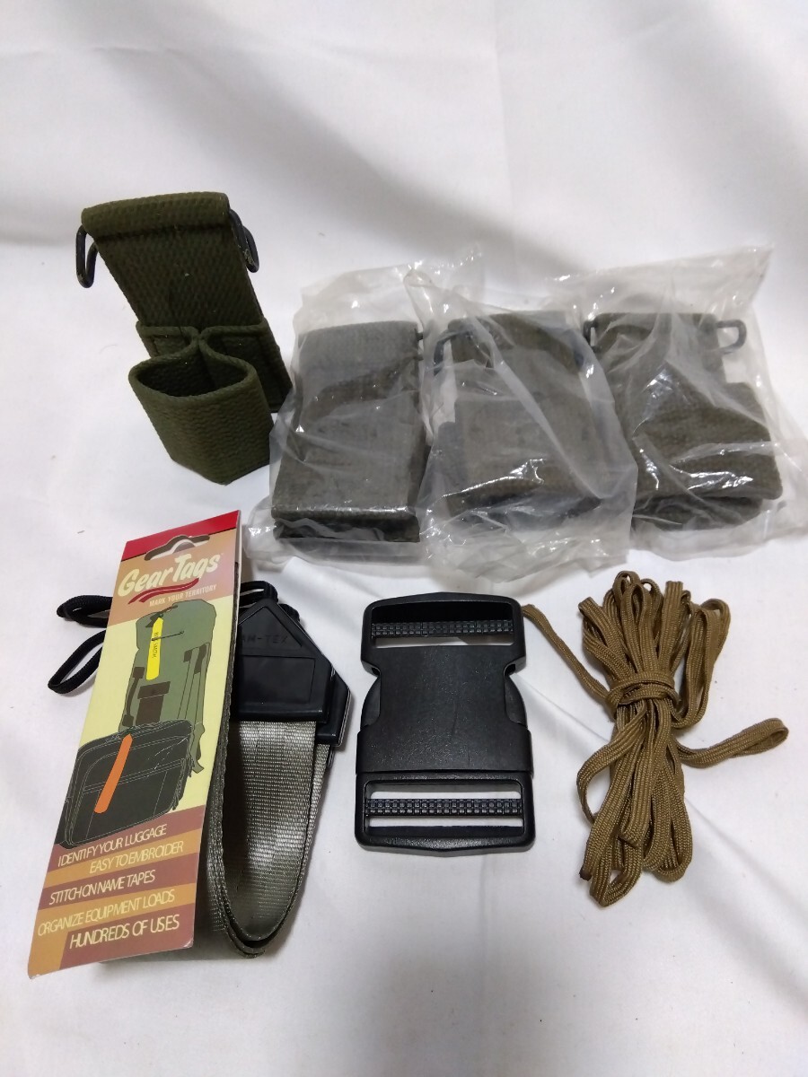  the US armed forces discharge goods . stick holder gear tag etc. set 