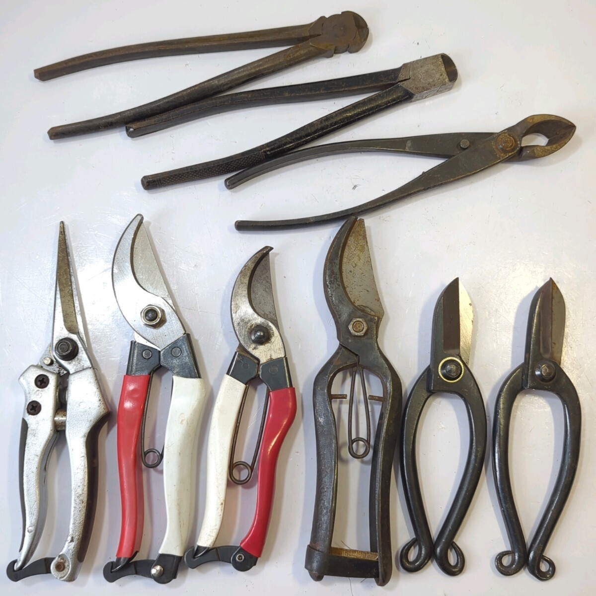  south ./ three tree chapter /.. one sword / hill ./ other pruning . moreover, branch cut . flower . wire cutter . gardening . together 9 pcs set pruning scissors flower cut .. bonsai . tool gardening 