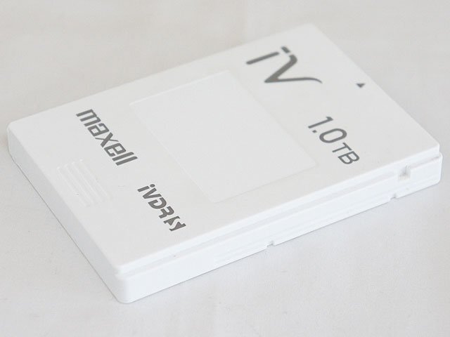 s1733[maxell iVDR-S 1TB cassette HDD white ]
