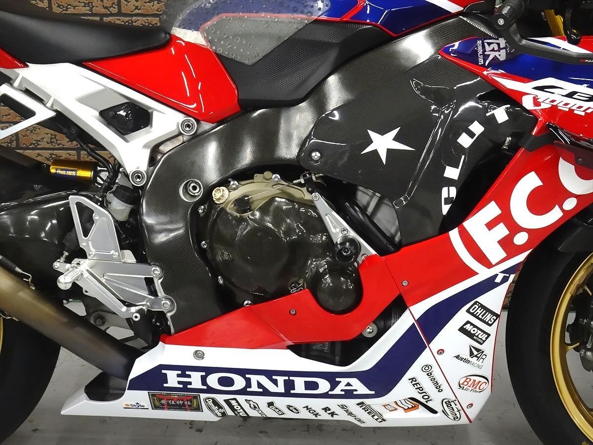 ★CBR1000RR★３型★SPモデル★SC77★車検付きで即納車可能!!★フルカスタム車!!★フルエキマフラー付きで激安!!★ヤフオク公認ストア店★_画像5