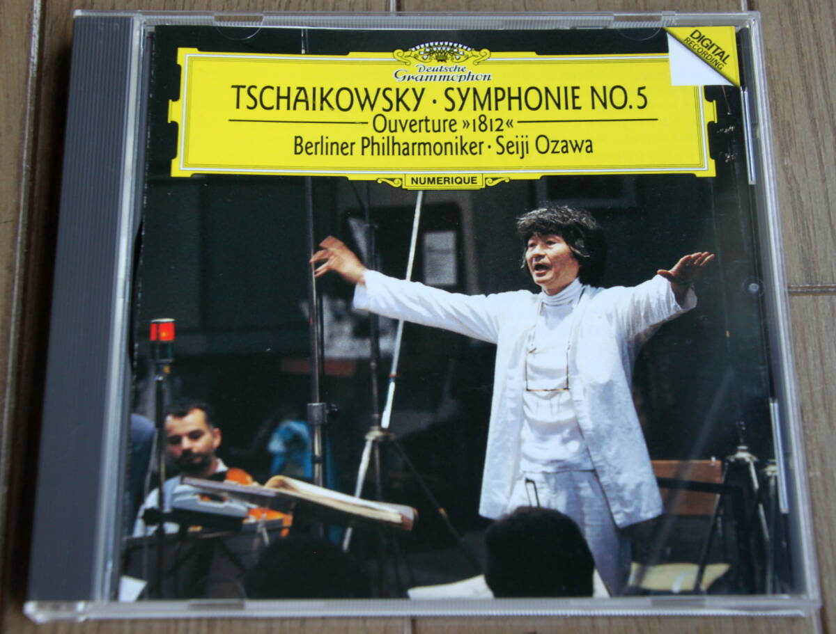 [CD][国内版] チャイコフスキー：交響曲第5番、序曲《1812年》小澤征爾 / SEIJI OZAWA UCCG-50028_画像1
