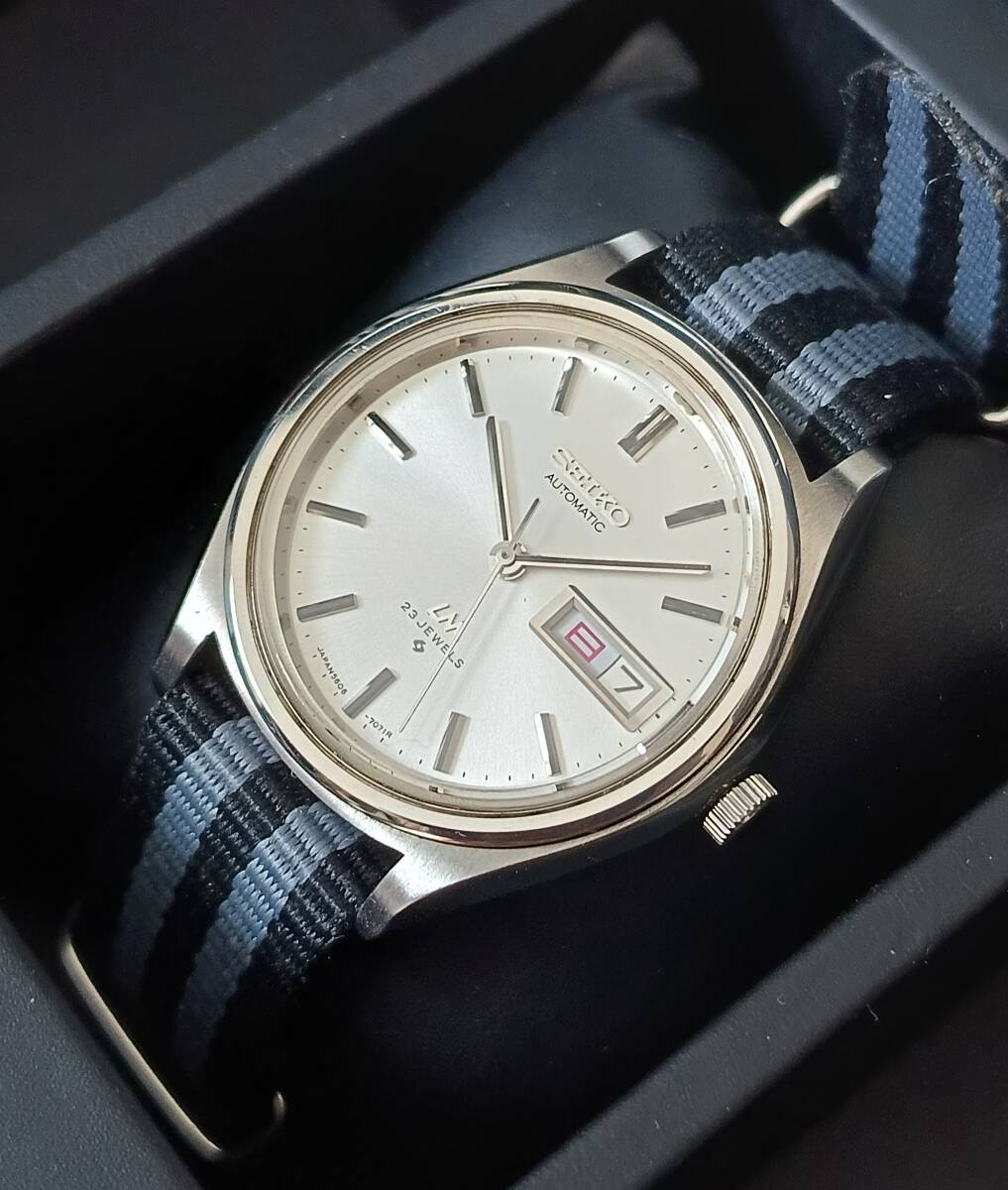 極上品 OH済み日付曜日早送り対策品　SEIKO セイコー LORD MATIC ロードマチック デイデイト 1973年3月製 5606-7071_画像8