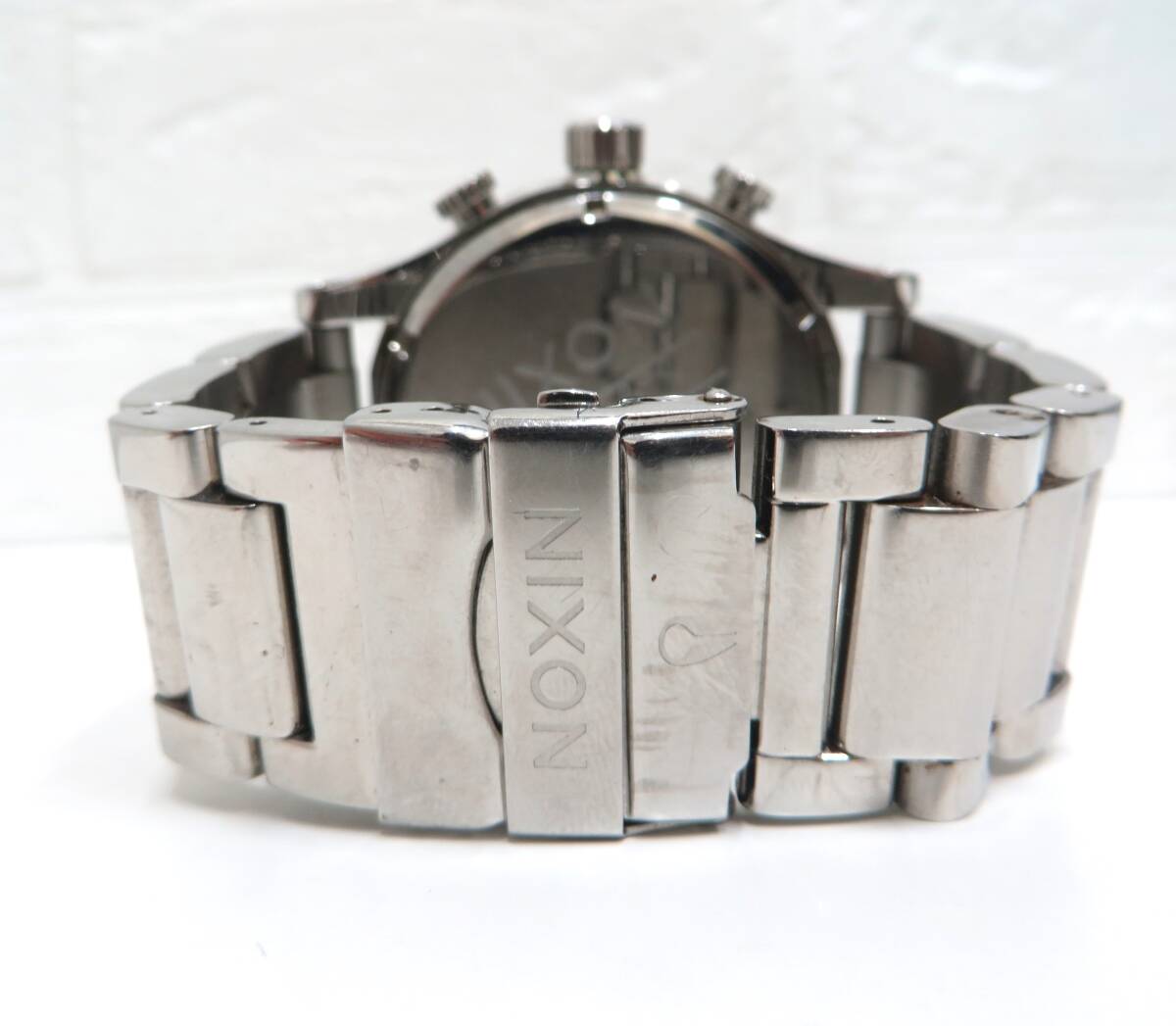 1662■NIXON ニクソン THE51-30 白文字盤 デイト メンズ腕時計 ジャンクの画像7