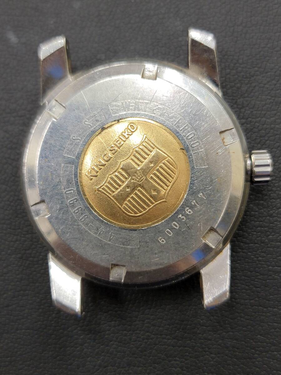 2035■KING SEIKO 44-9990 DIA SHOCK ２５石 キングセイコー クロノメーター 手巻き メンズ 腕時計 獅子メダル メダリオン ジャンクの画像2