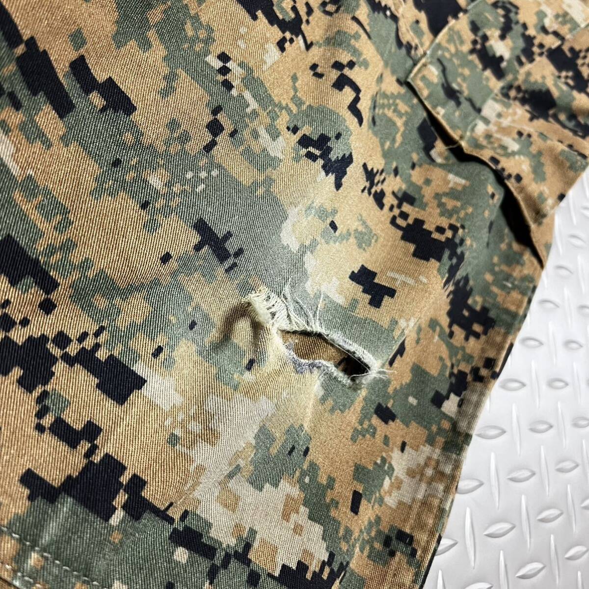 米軍放出品 沖縄 USMC ウッドランドマーパットコンバットパンツ M-R サバゲー コレクション (INV J#21)_画像5