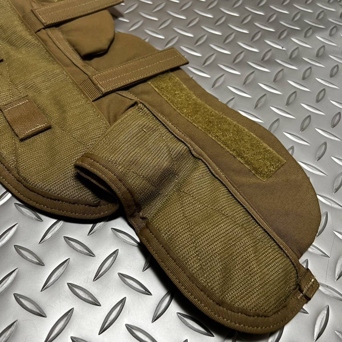 沖縄　米軍放出品　IMPROVED MODULAR TACTICAL VEST タクティカルベスト　LARGE (INV K#23)_画像6