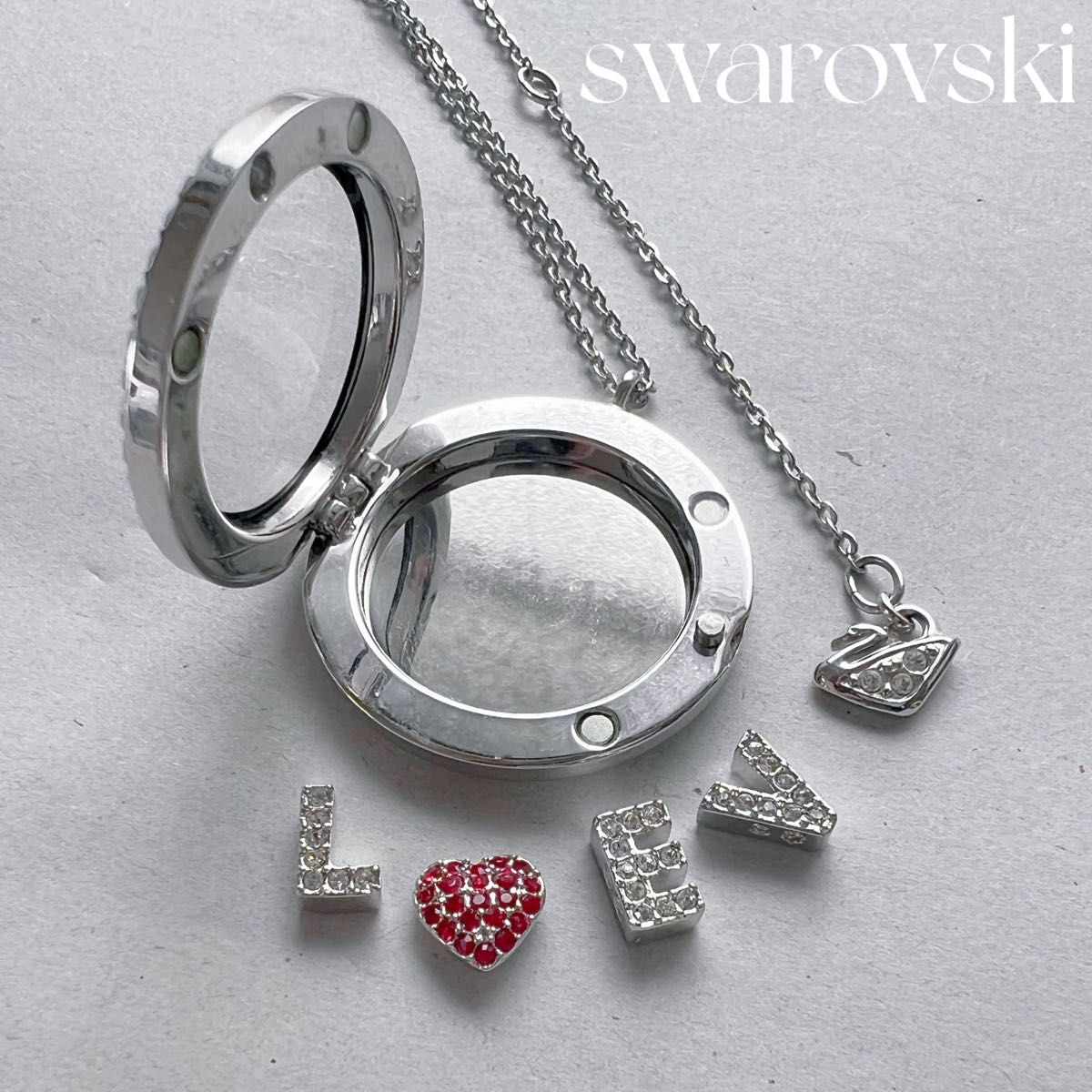 スワロフスキー ネックレス　シルバーネックレス　Swarovskiネックレス　loveネックレス　長い60cm対応