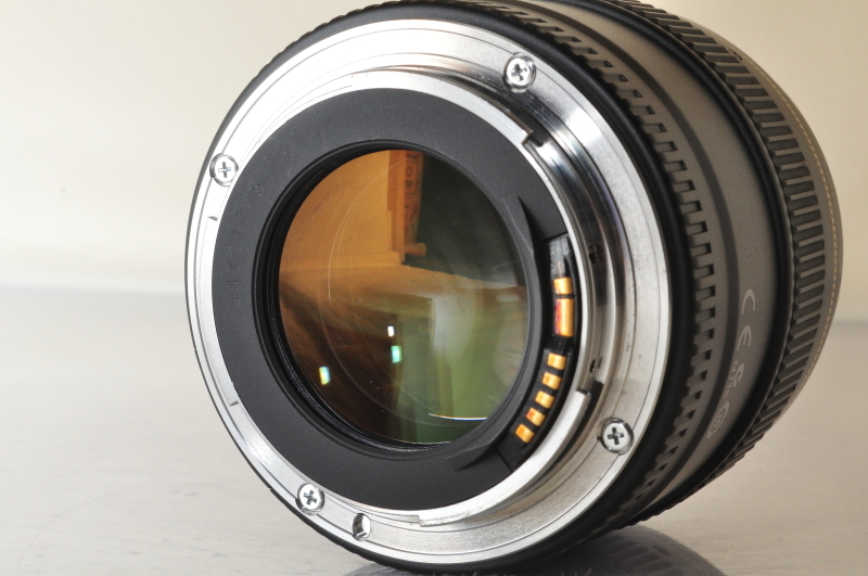 ★★実用品 Canon EF 85mm F1.8 USM Lens 訳あり♪♪#5771EXの画像4