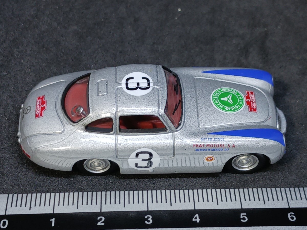 * Hongwell /HONGWELL( примерно 1/72)* Mercedes Benz 300SL( серебряный /3 номер )* разрозненный / почти прекрасный товар * сон магазин NB044*