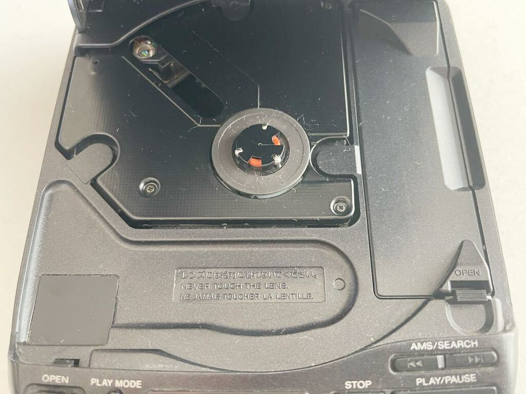 【ジャンク】SONY ソニー Discman ディスクマン D-33 CD コンパクトプレイヤー 本体のみ 動作未確認 現状渡しの画像7