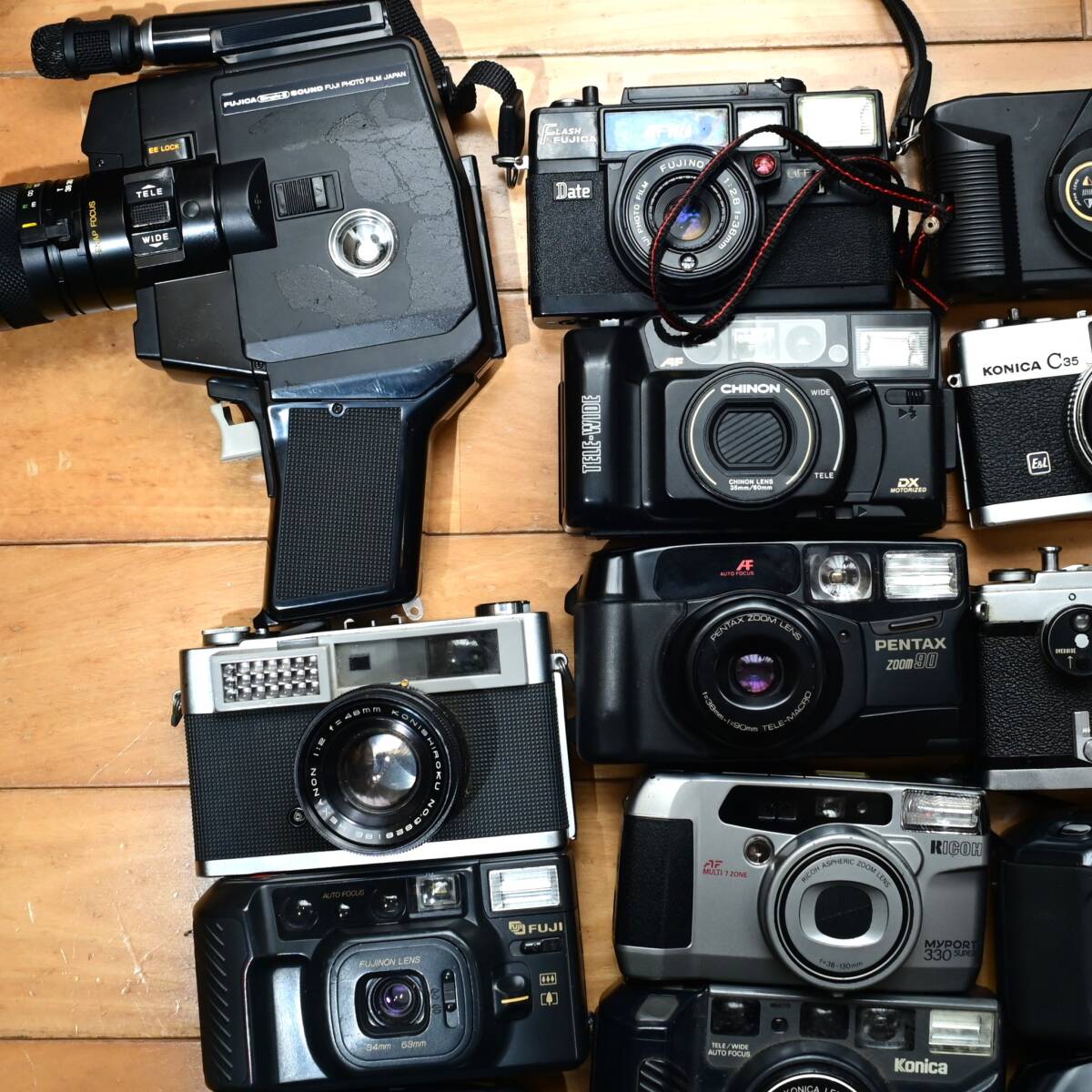 フィルムカメラ まとめ売り 30台 ジャンク 部品取り Canon MINOLTA OLYMPUS FUJI PENTAX YASHICA Nikon大量セット 1の画像2