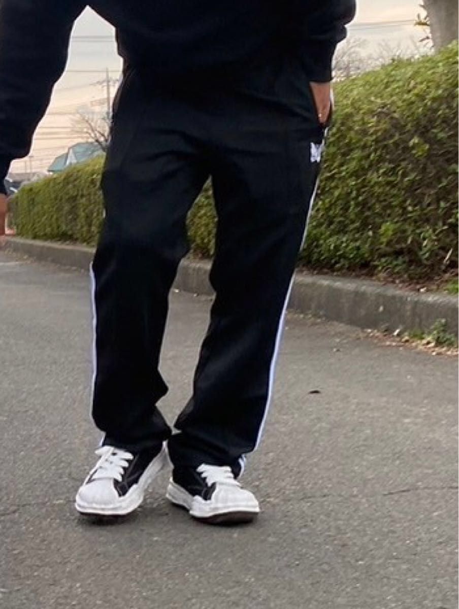 ニードルズ needles トラックパンツ 黒 ジャージパンツ ライン ニードルズ needles トラックパンツ 黒 ジャージパンツ ライン