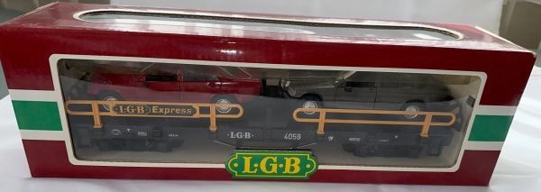 A09。美品。LGB, フラットカー。メルセデスベンツ, 190E（1/25) x 2。Gゲージ。レーマン, #4059。追加部品付き。送料無料。 の画像7