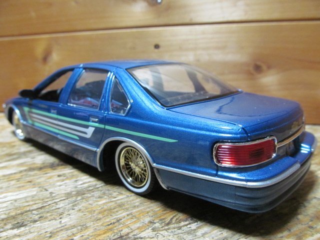 { nationwide equal postage 800 jpy } super rare 1|24 Chevy Caprice 1993 year blue color Caprice lowdown 