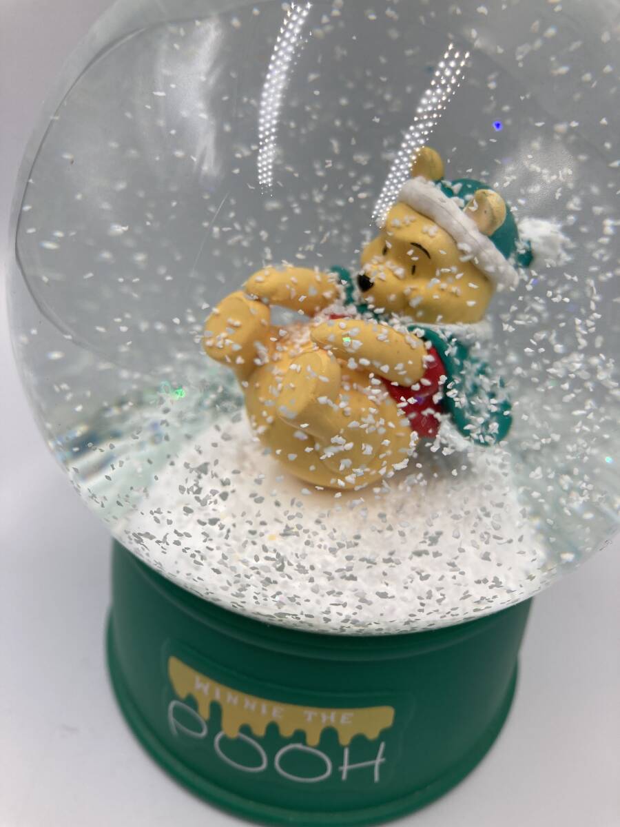 [ beautiful goods ] snow ball WINNIE THE POOH Disney Disney Pooh green clear white interior ornament *A112-4*