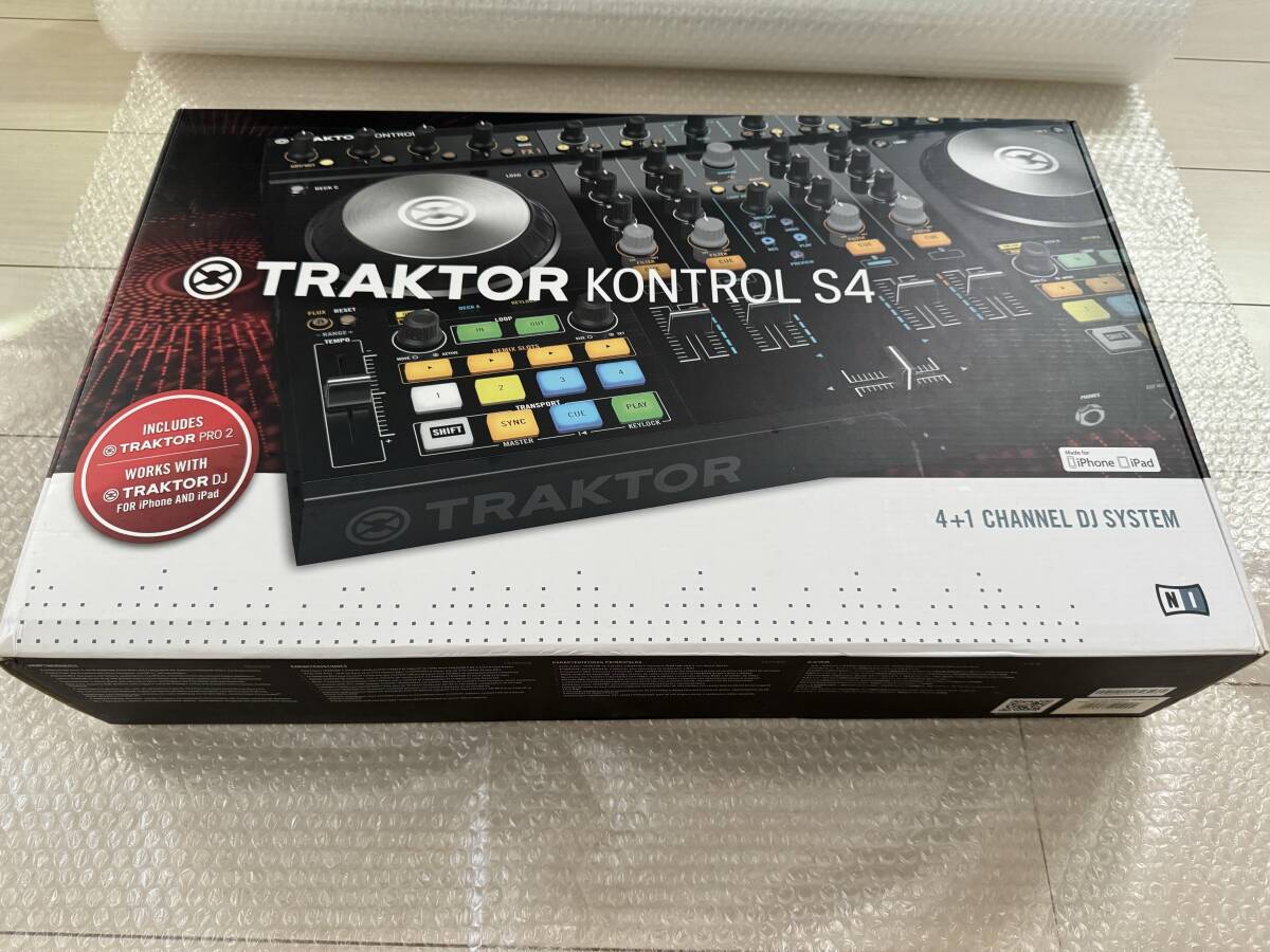 Native Instruments TRAKTOR KONTROL S4　