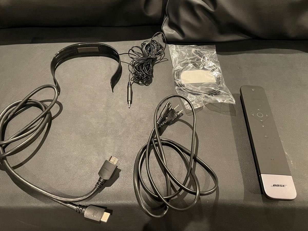 Bose Smart Soundbar 700 スマートサウンドバー ホワイト 美品 Bose Smart Soundbar 700 スマートサウンドバー ホワイト 美品