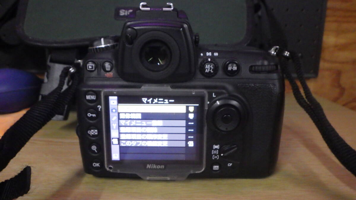 Nikon ニコン D700ボディのみ デジタル一眼 バッテリー2個とバッグ付き_画像5