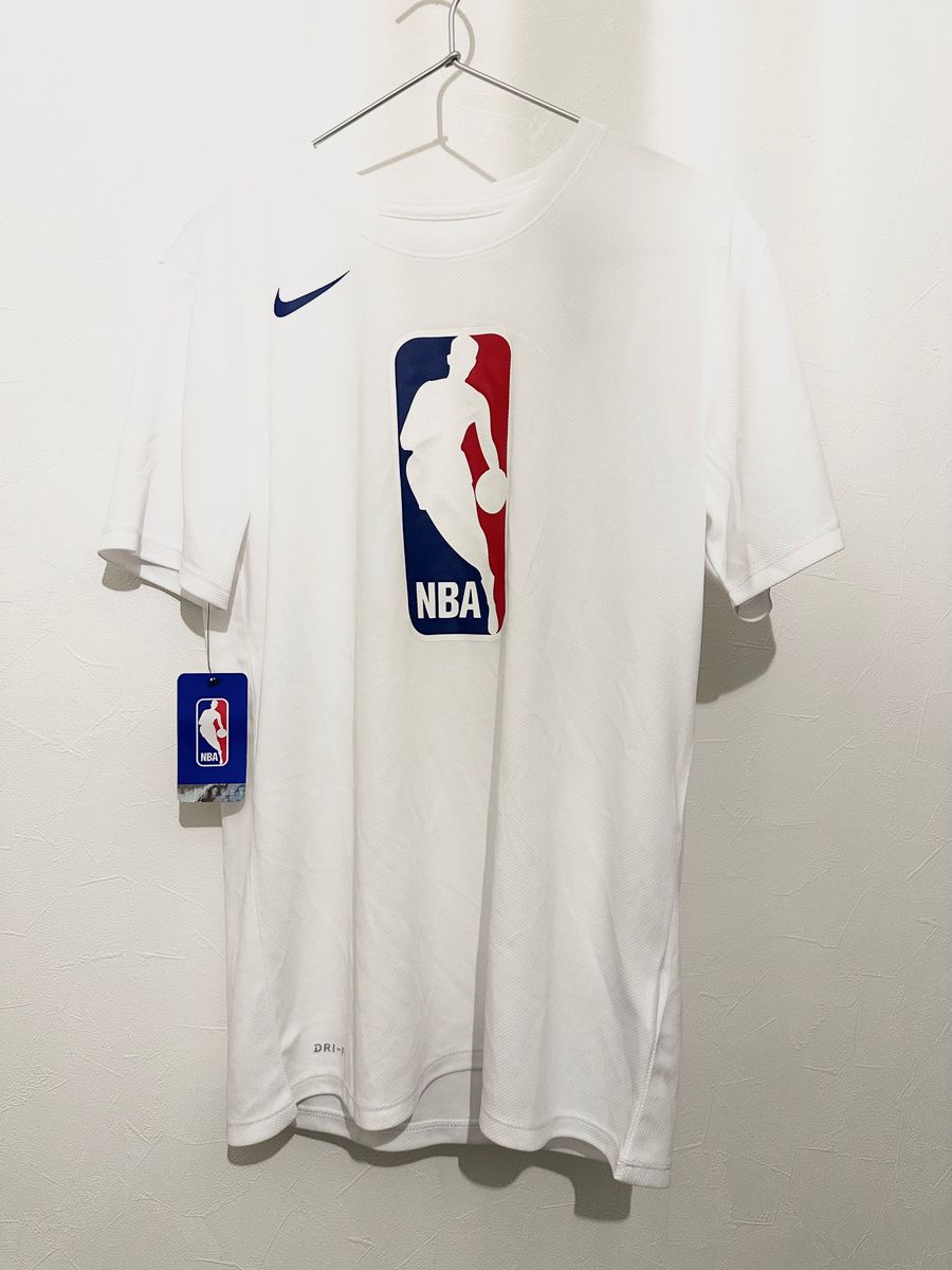 【新品】NIKE ナイキ Tシャツ NBA ビッグロゴ メンズ Mサイズ 白 バスケット バスケ トレーニングウェア