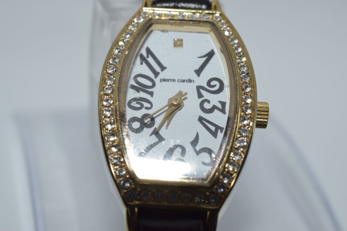 中古稼働超美品 Pierre Cardin  腕時計 ラインストーン未使用品 電池交換済み クオーツ