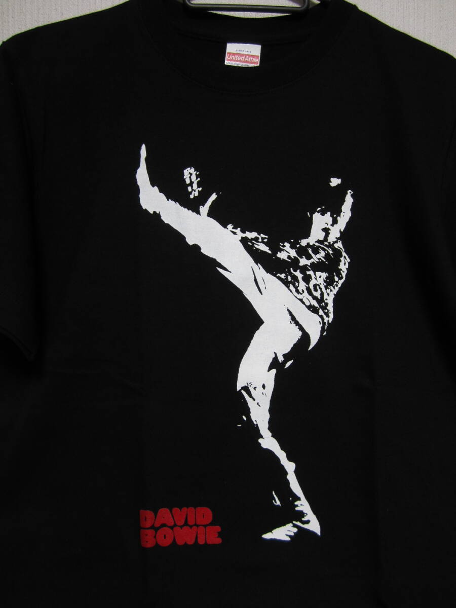 即決★新品★ロックＴシャツ★デヴィッド・ボウイ★DAVID BOWIE★THE MAN WHO SOLD THE WORLD★ブラック×ホワイト/レッド文字★S/M/L/XL_画像2