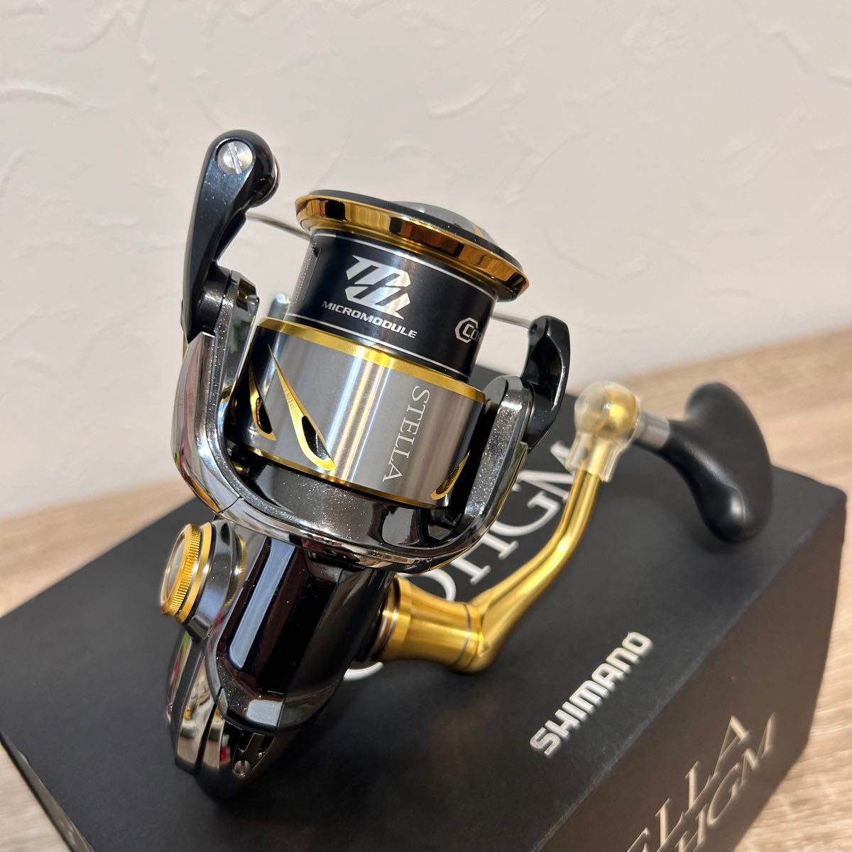 極美品】 シマノ 14ステラ 3000MHG スプール新品 使用数回 極美品】 シマノ 14ステラ 3000MHG スプール新品 使用数回