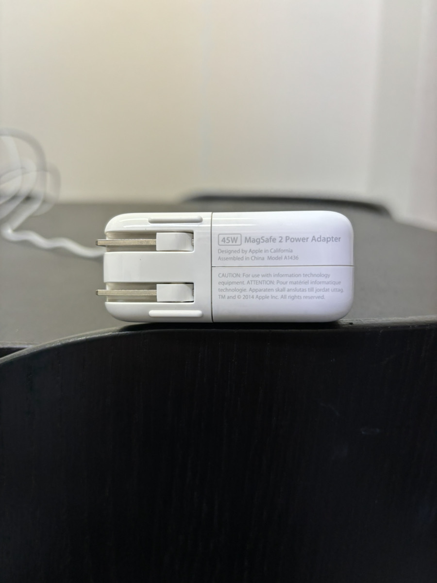 Apple純正 A1436 45W MagSafe2 AC電源アダプター