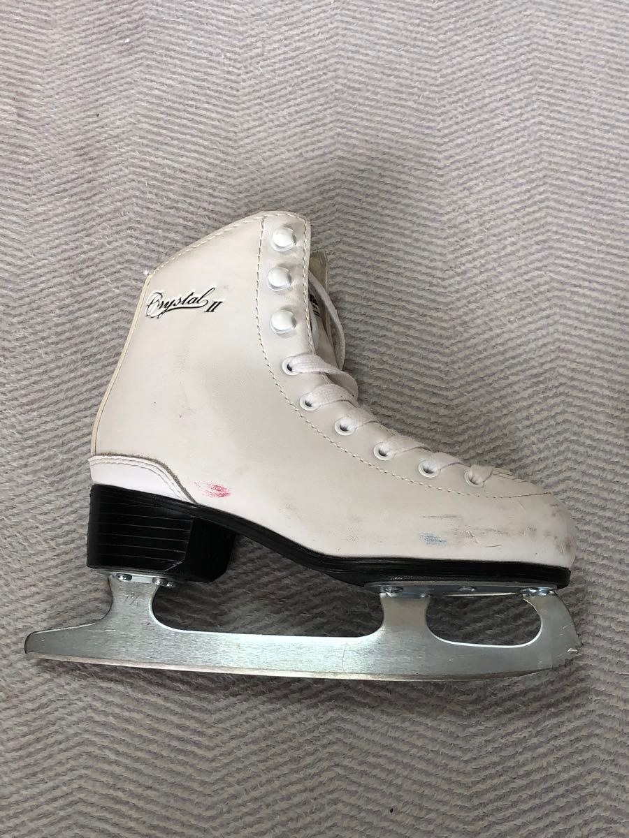 フィギュアスケート靴