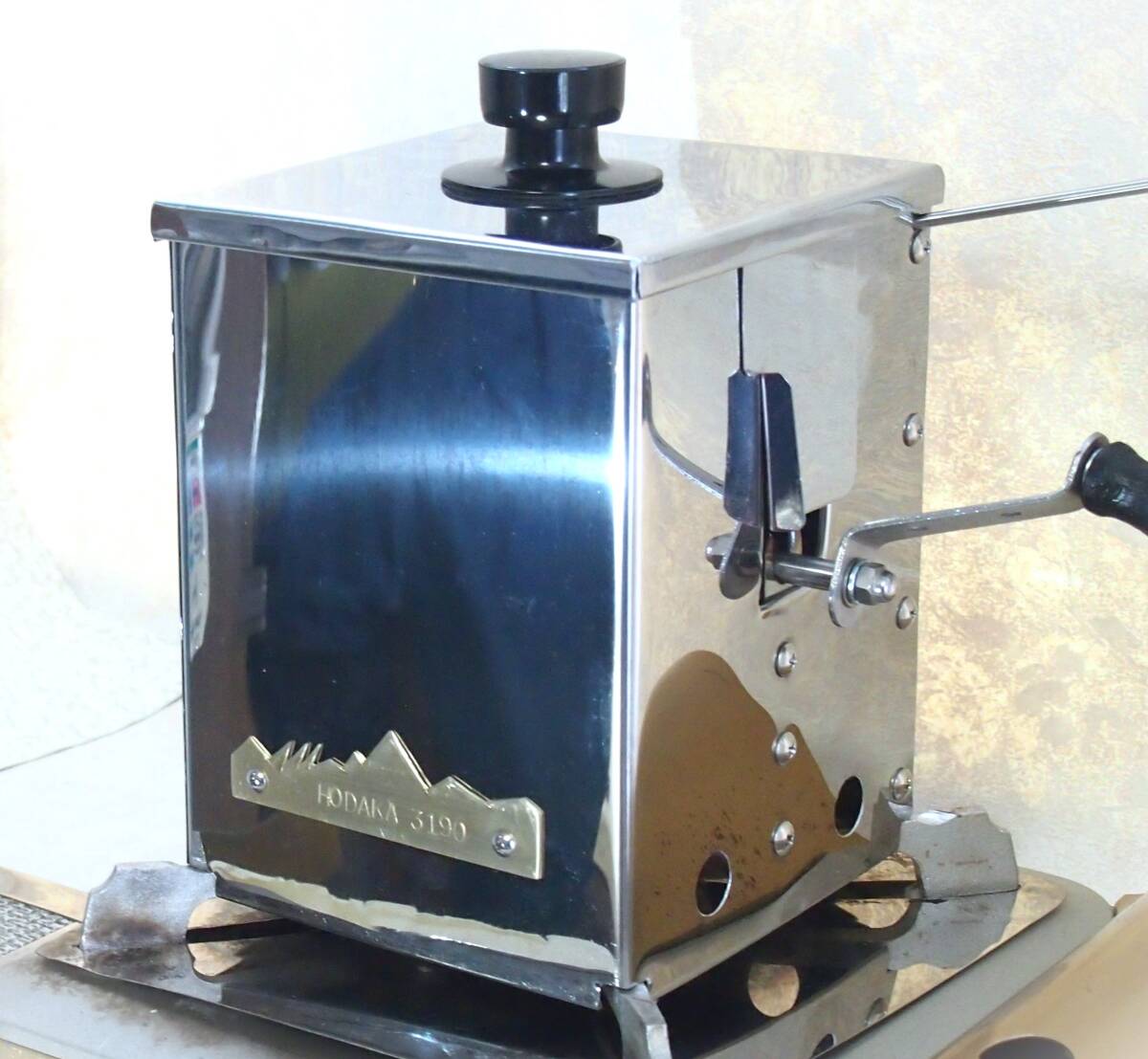 コーヒー焙煎機　焙煎器　穂高3190　Ｍ型　240ｇ焙煎　手回し　アウベル　サンプルロースター　遠赤外線焙煎　キャンプ　_卓上コンロを利用します。ステンレス製品