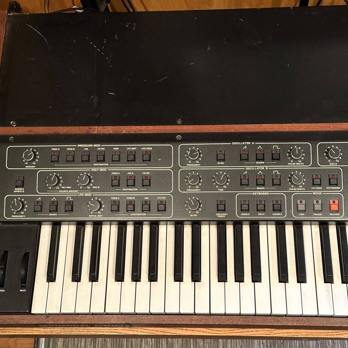 SEQUENTIAL CIRCUITS PROPHET-T8 ヴィンテージ アナログシンセサイザー プロフェットの画像3