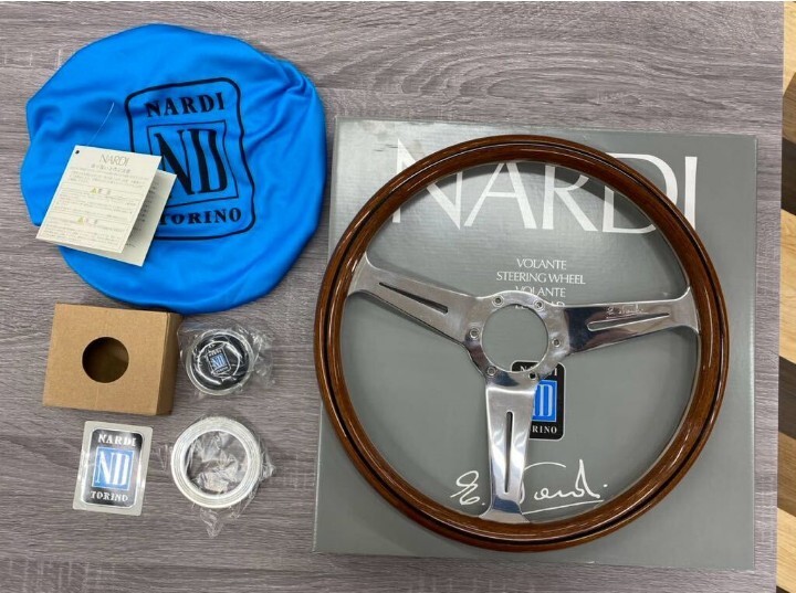 即決 美品 正規品 NARDI(ナルディ) CLASSIC(クラシック) ウッド&ポリッシュスポーク 360mm ステアリング N120 送料無料の画像10