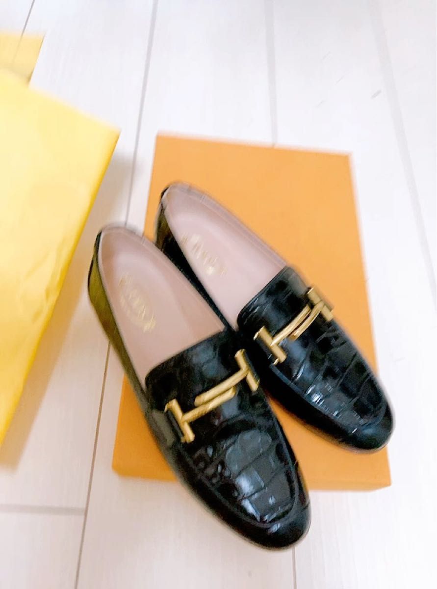 TOD’S ローファー レザー