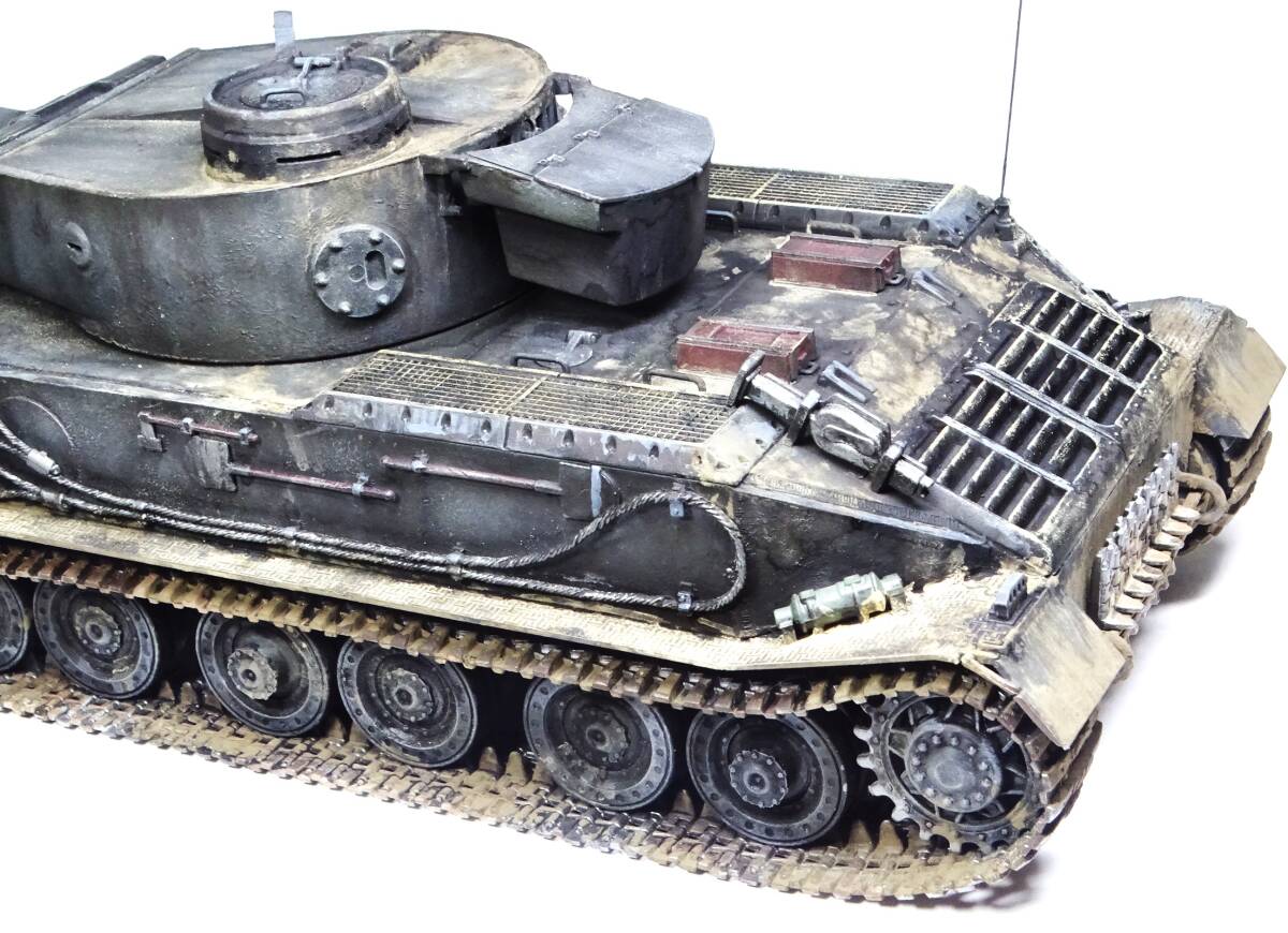 1/35 ドイツ　ポルシェタイガー　塗装済み完成品_画像6