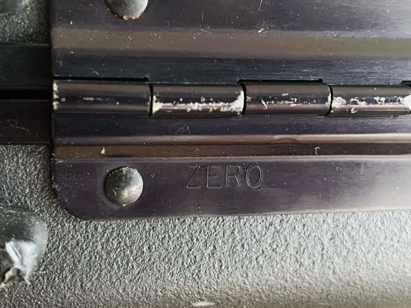 ZERO HALLIBURTON Zero Halliburton Zero is li slim line attache case body size approximately 46×34×8. mat black present condition goods 
