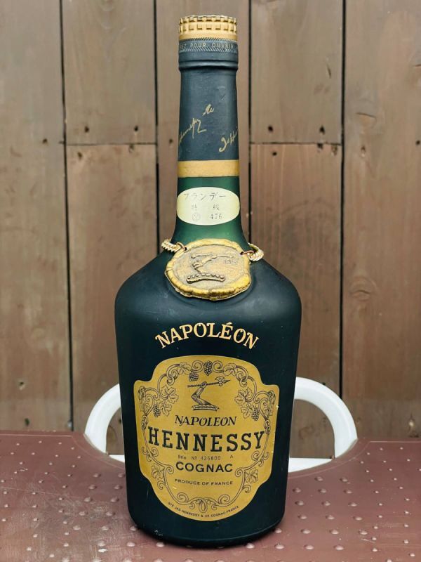Hennessy NAPOLEON ヘネシー ナポレオン コニャック ブランデー/ 未開封 長期保管品 暗所保管中 (管 Z-49)_画像1