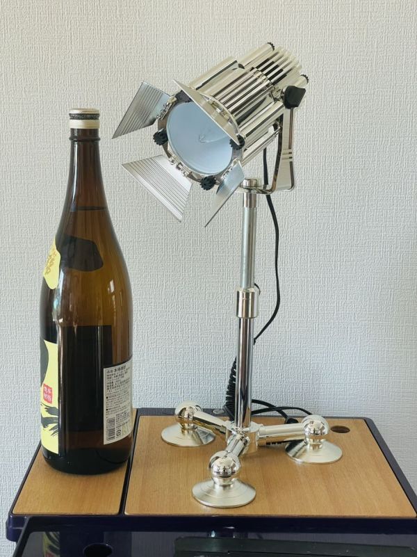 STUDIO LAMP スタジオランプ　スタジオライト　おまけ電球付　点灯確認　什器　インテリア　100V40W 現状品_画像1