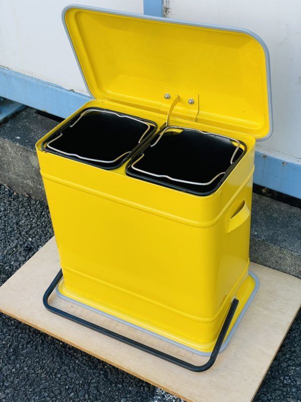  beautiful goods Dulton step can pedal type waste basket minute another type DULTON steel made STEP CAN DUAL BUCKET production end size approximately 31×43×h42 present condition goods 