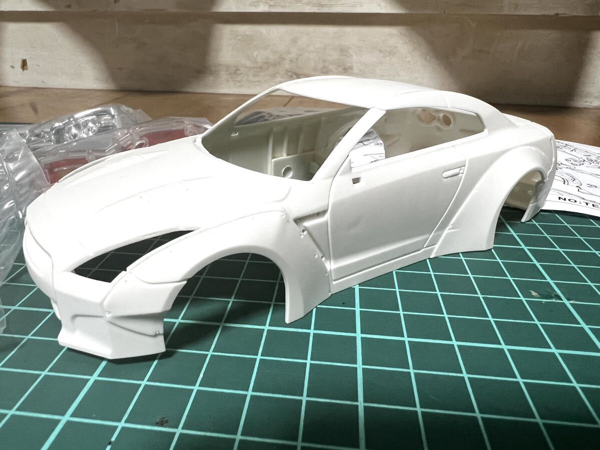 ミニッツ用LBWK 35GTR ホワイトボディ レア物 新品 MINI-Z 京商 の画像2