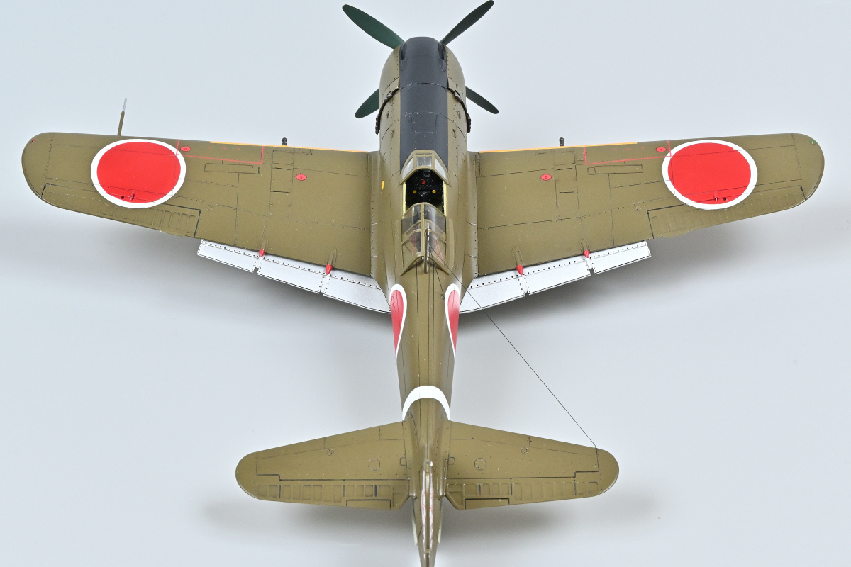 ★ ハセガワ 1/48 中島 キ84 四式戦闘機 疾風 飛行第22戦隊 プラモデル完成品 ★_画像9