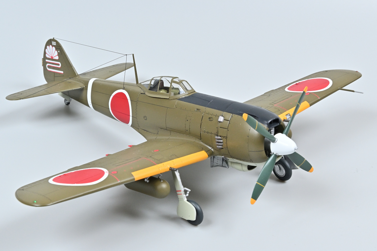 ★ ハセガワ 1/48 中島 キ84 四式戦闘機 疾風 飛行第22戦隊 プラモデル完成品 ★_画像5