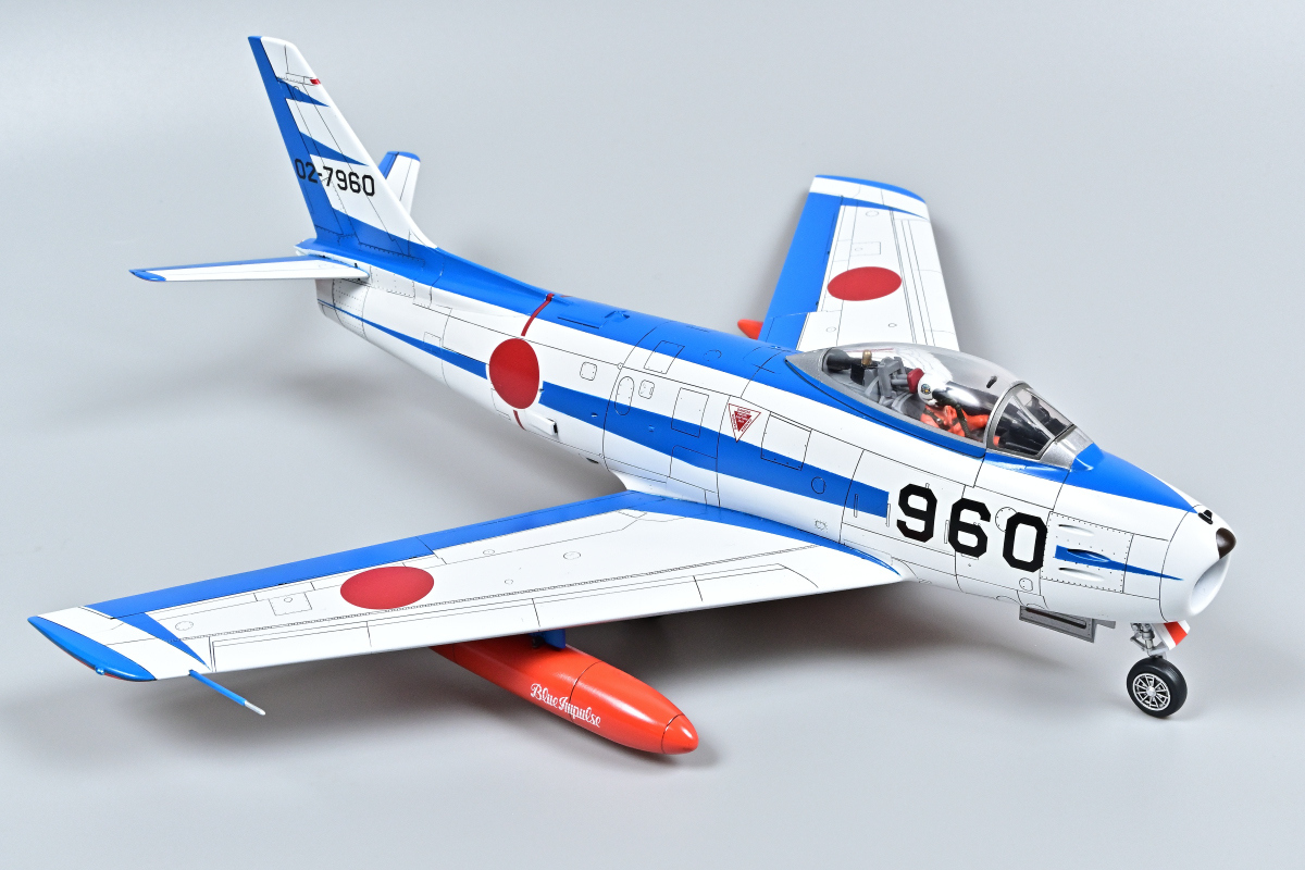 ★ ハセガワ　1/48 F-86F 航空自衛隊 ブルーインパルス プラモデル完成品 ★_画像4