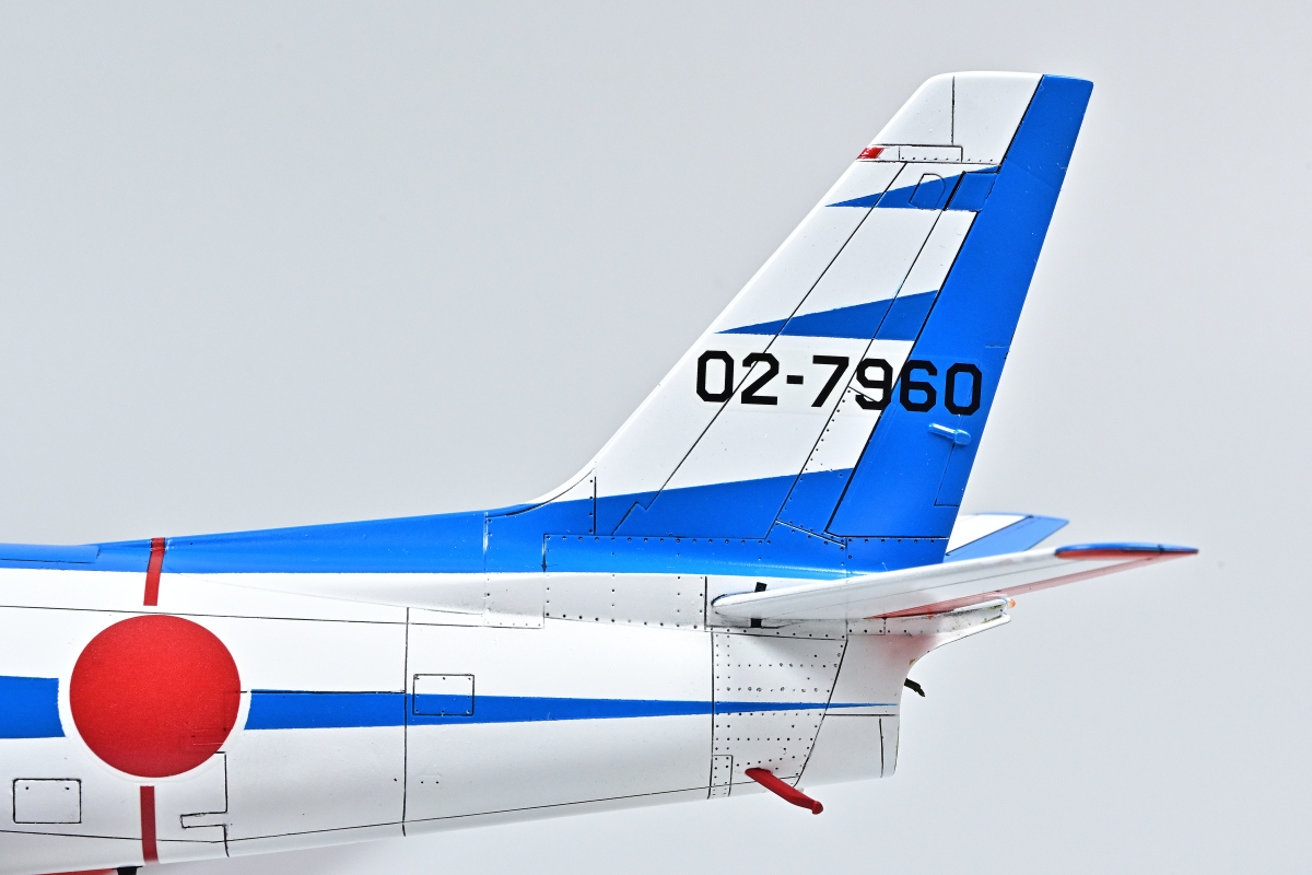 ★ ハセガワ　1/48 F-86F 航空自衛隊 ブルーインパルス プラモデル完成品 ★_画像8