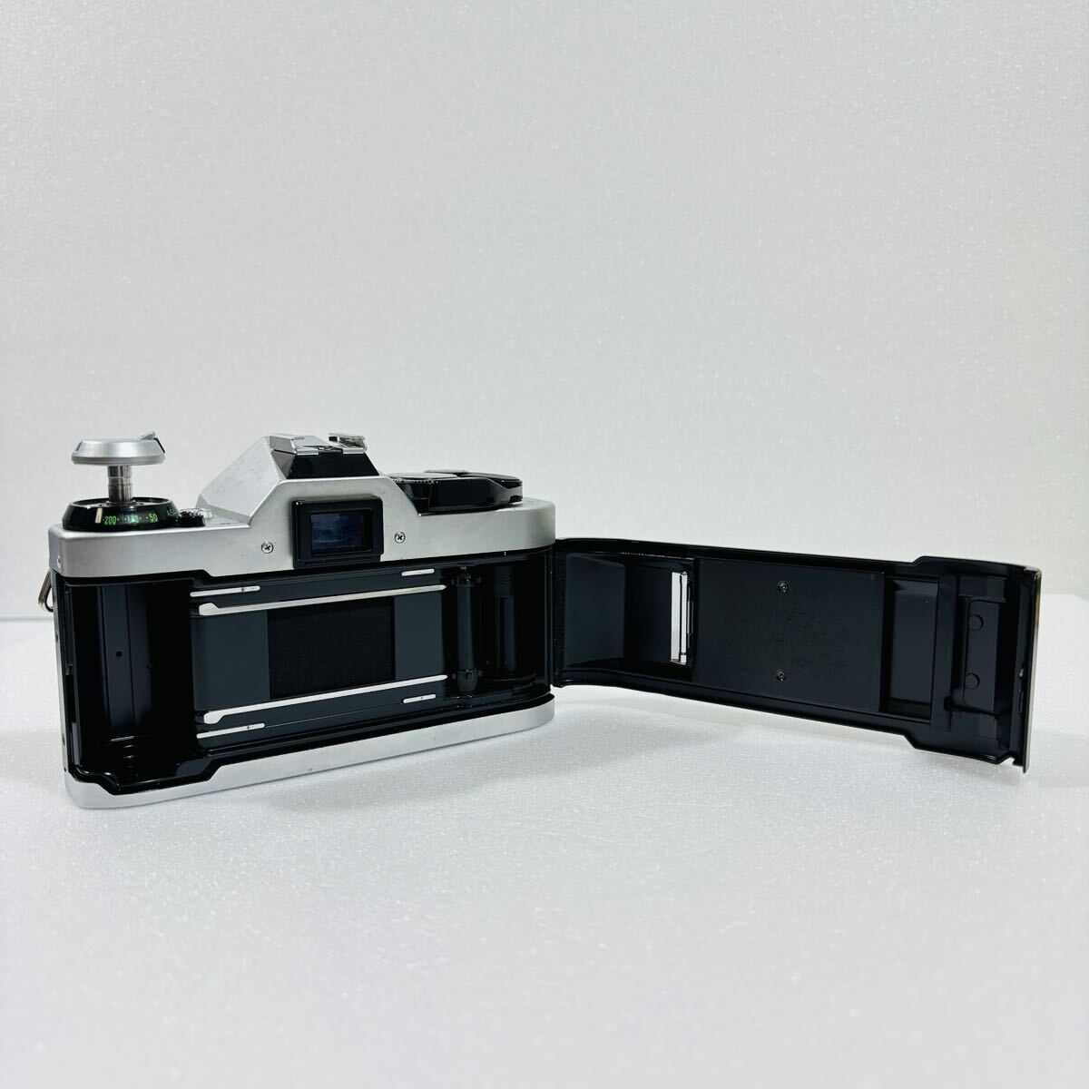 （11）Canon キャノン AE-1PROGRAM FD50ｍｍ 1:1.4 レンズ付き カメラ フィルム 動作未確認の画像7