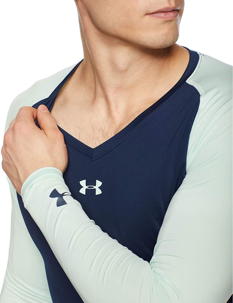 UNDER ARMOUR アンダーアーマー 長袖ベースレイヤー UAクールスイッチフィッティドロングスリーブVネック青メンズM新品