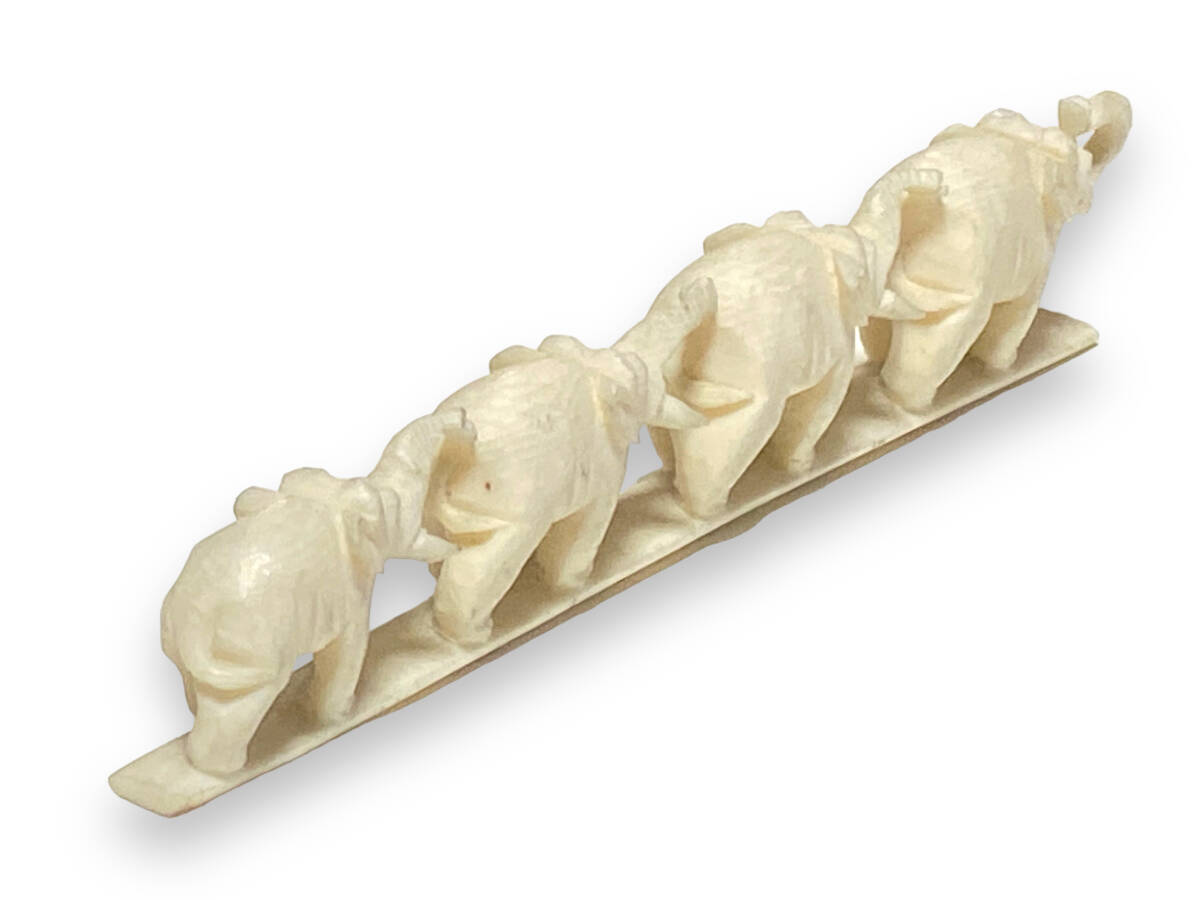 【希少】天然素材 5匹象彫刻古美術 象牙風 中国美術 骨董品 牙角彫刻 材質不明 根付け_画像6