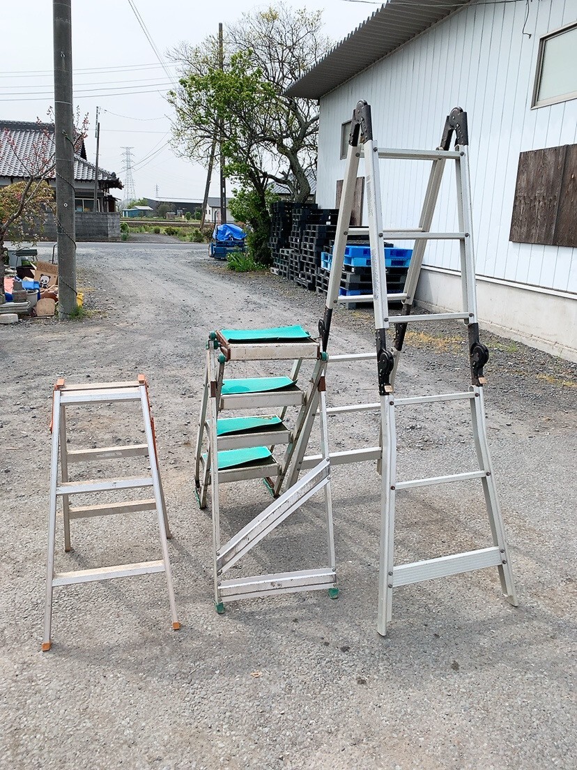  pickup welcome used stepladder 3 legs set 3 piece together .... Cata tsu step ladder ladder .. scaffold Ibaraki prefecture . land Omiya city base 0418.3 M out 