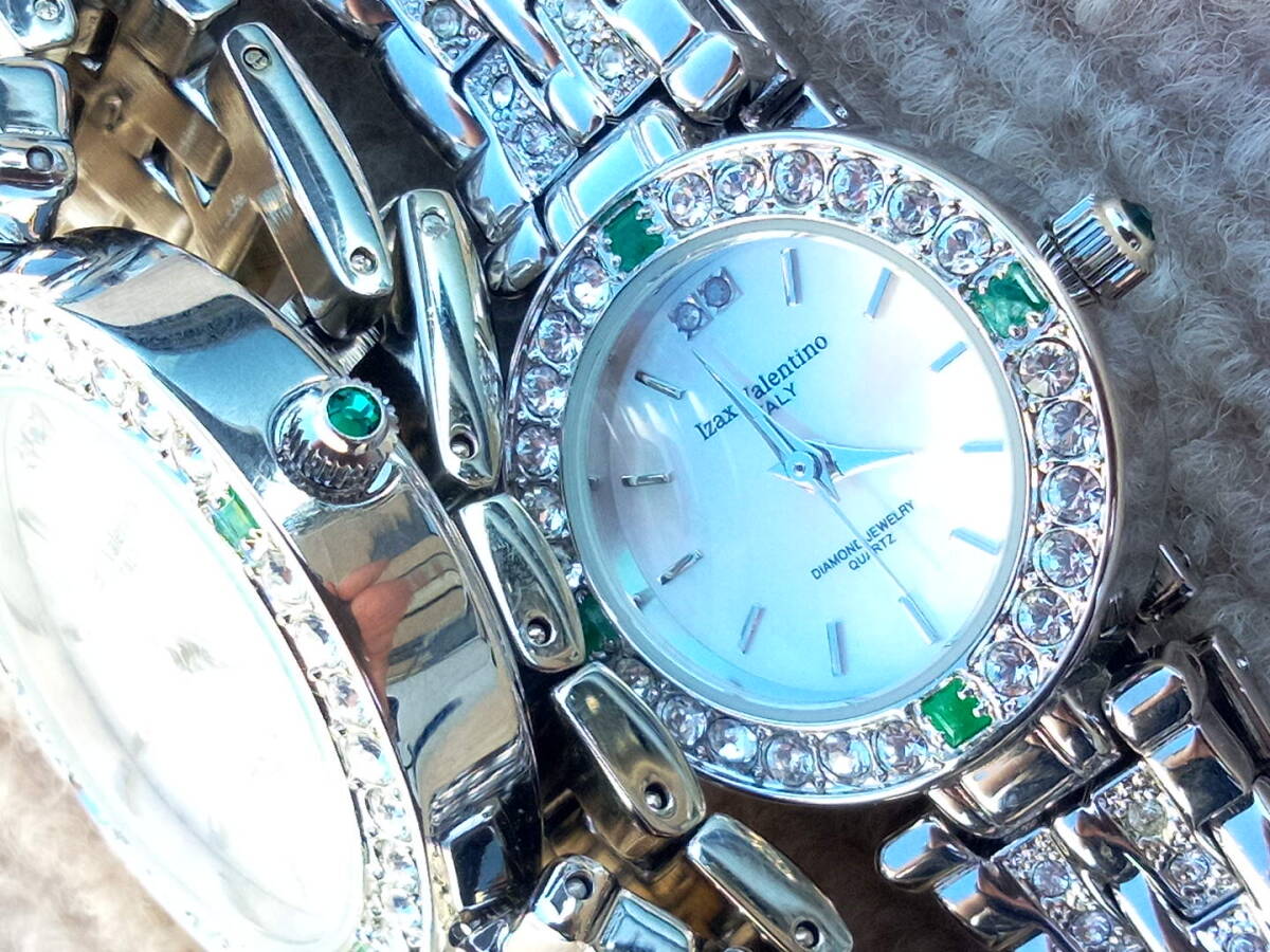 新品未使用 男女ペア2本 Izax Valentino アイザックバレンチノ 天然エメラルド 天然ダイヤ2P 天然シェル文字盤 クォーツ腕時計の画像9