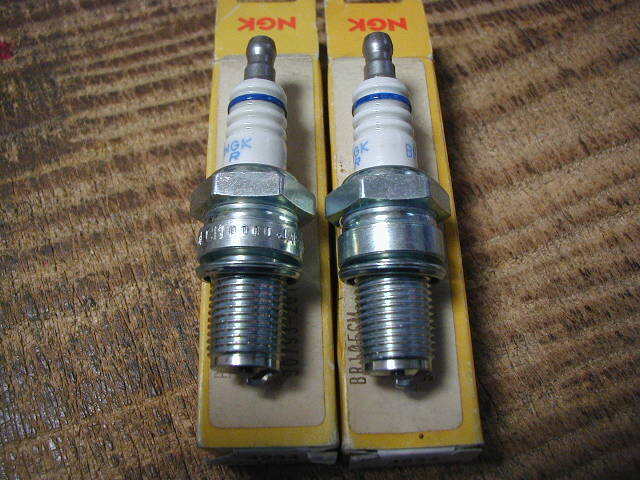 50220*NSR250R/TZR250R/RGV250 Gamma * unused * spark-plug 2 ps SET(BR10ECM)