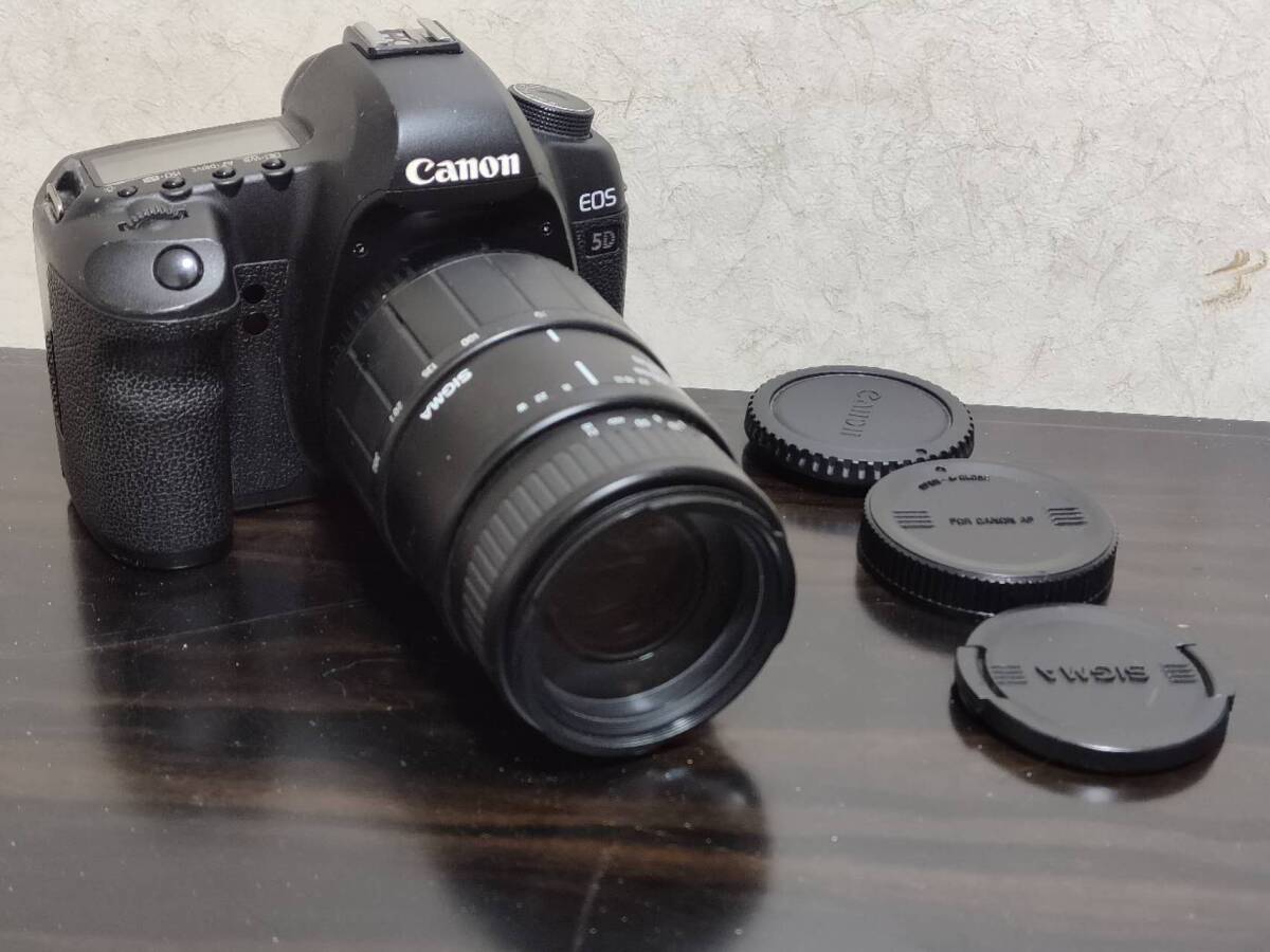  Canon キヤノン EOS 5D Mark II デジタル一眼レフカメラ レンズ付 70-300㎜ 1:4-5.6 通電確認済み シャッターOKの画像1